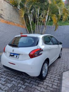 Peugeot 208 Allure 1.2 – Ano 2017
