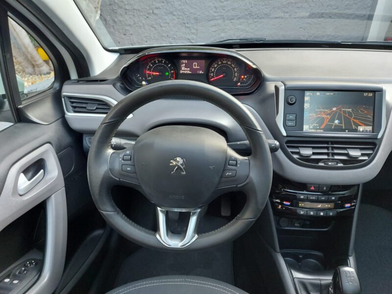 Peugeot 208 Allure 1.2 – Ano 2017